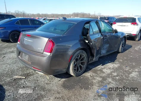 2016 Chrysler 300 300S из США, поврежденный, VIN 2C3CCABG8GH141445